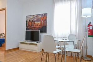 1 bedroom, iron/ironing board