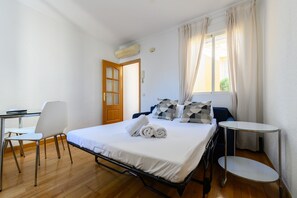 1 sovrum och strykjärn/strykbräda