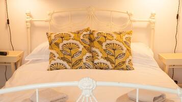 2 bedrooms, bed sheets