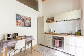 Refrigerador, utensilios de cocina