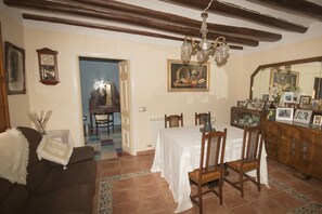 Interior - END OF YEAR SPECIAL- consult us for 2 or more NIGHTS (Puigverd de Lleida)