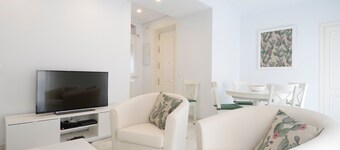 Among magnolias, in the heart of the city ...