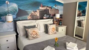 2 bedrooms, iron/ironing board, travel cot, free WiFi
