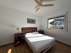 3 habitaciones, tabla de planchar con plancha y wifi gratis 