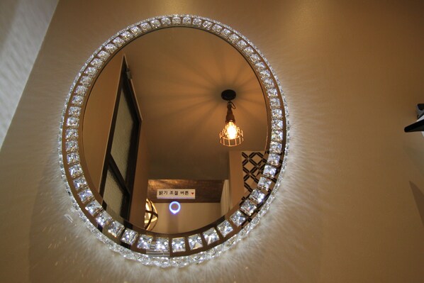 Royal Suite | Free WiFi - The First Snow Hotel (Daegu)