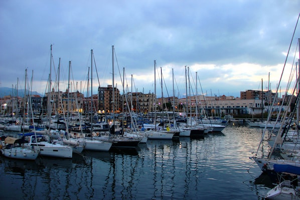 Marina - WelcHomeLoft: holiday home (Palermo)