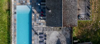 Refined property 7 Bedr (7/17 p) on private 80 acres Heated Pool Pond and Horses