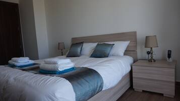 3 多间卧室、熨斗/熨衣板、WiFi、床单