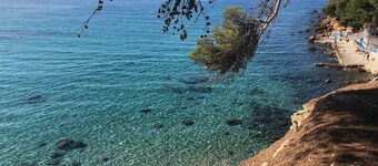 Tout près de la plage! Villa avec piscine sécurisée et joli jardin 10-12 pers