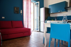 Interior - Apartment overlooking the sea with private pool (Modica)