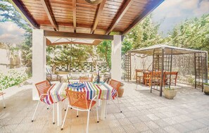 veranda con giardino privato 