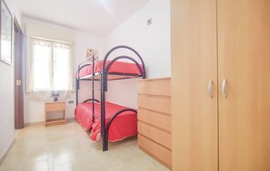 2 habitaciones, cuna de viaje, wifi gratis y ropa de cama 