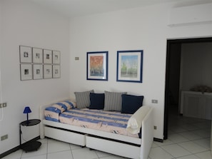 4 bedrooms, in-room safe, iron/ironing board, travel crib
