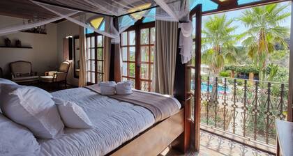 AUTHENTISCHE VILLA IBICENCA ZWISCHEN DEN BERGEN, 10 MIN VOM STRAND.