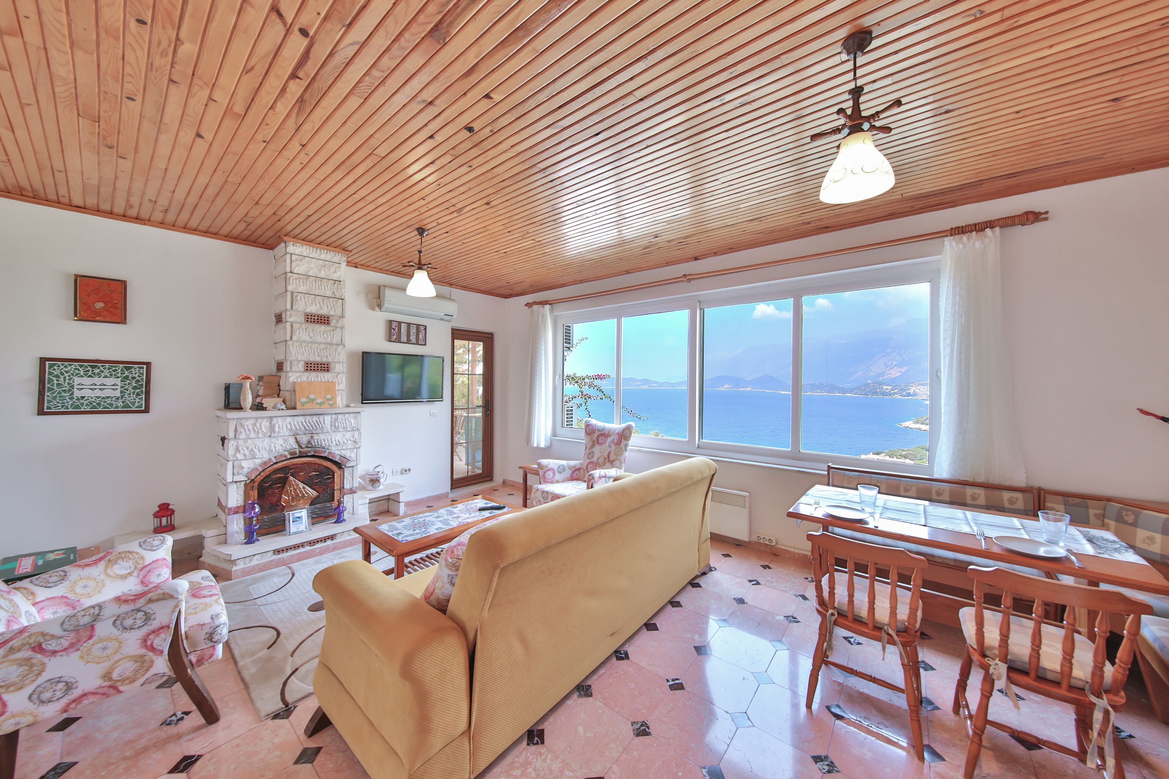 Family Apartment, 3 Bedrooms, Kitchen, Sea View | Living area | 42-inch flat-screen TV with satellite channels, LED TV, table tennis