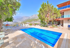 Seasonal outdoor pool