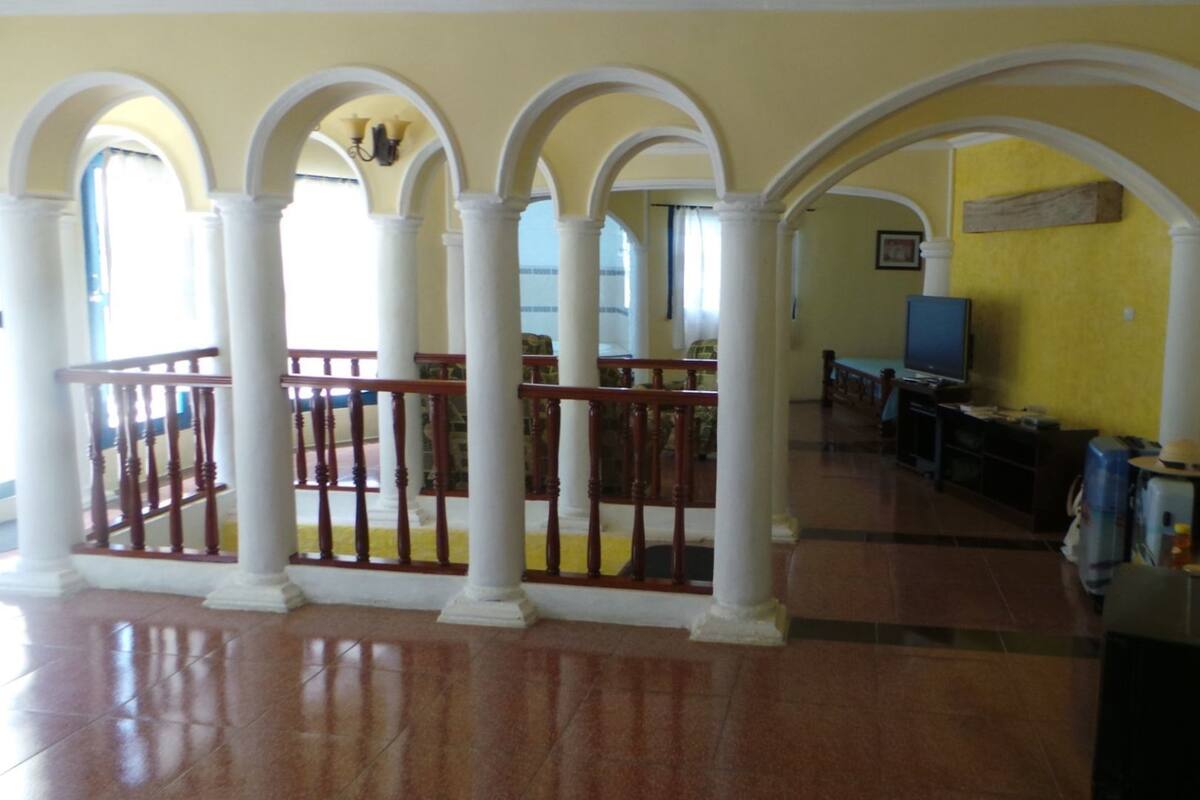 Comfort Suite, Non Smoking | Minibar, iron/ironing board, rollaway beds, bed sheets