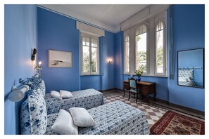 5 Schlafzimmer, Bügeleisen/Bügelbrett, Internetzugang, Bettwäsche