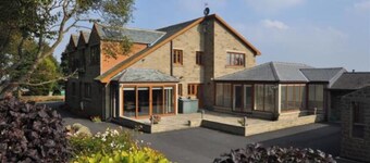 Lyxigt hus i 6 hektar, inomhuspool och bubbelpool