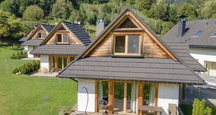 Gemütliche Wohnung in einem Ferienhaus mit W-LAN, TV, Terrasse, Panoramablick und Parkplatz