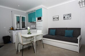 Smart TV - Ferhouse Dreams-Homeland (Nazaré)