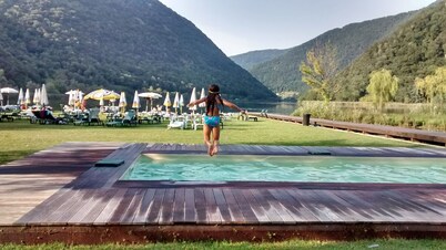 VILLA with pool and garden near to BELLAGIO