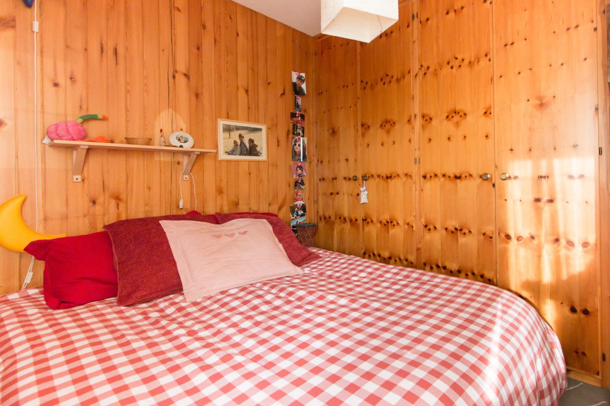 9 bedrooms, iron/ironing board, free cots/infant beds, free WiFi