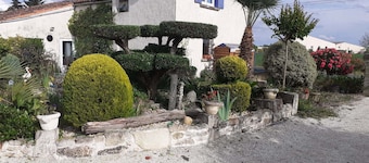Charentaise Haus mit Garten