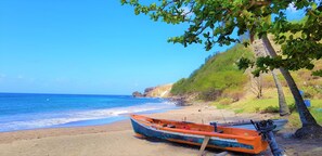 Beach nearby - ❤T2 of standing, sea view, 2 minutes from beaches, quiet, nature, wifi, air conditioning (Les Anses-d'Arlet)