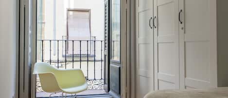 1 chambre, fer et planche à repasser, Wi-Fi gratuit, draps fournis