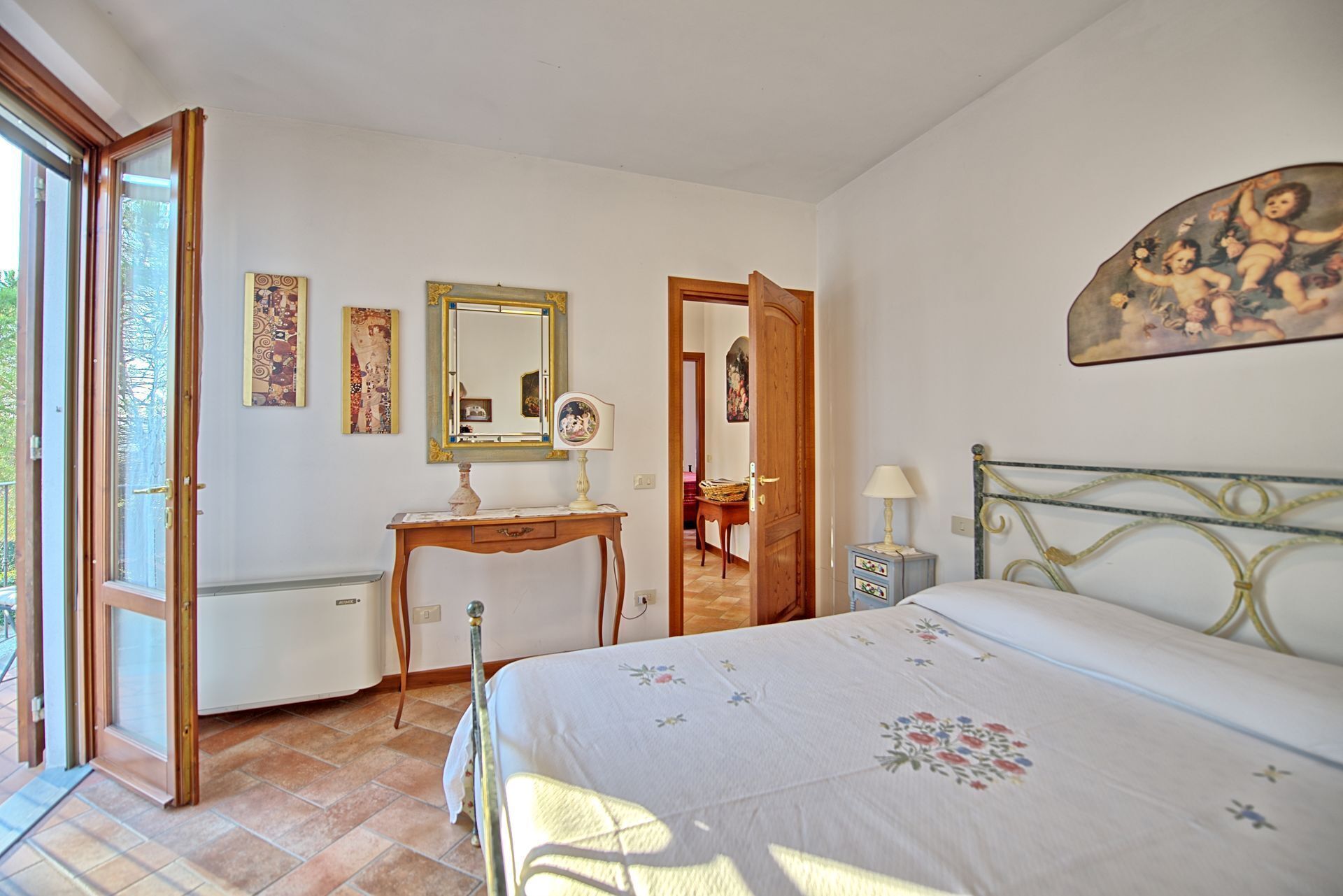 4 Schlafzimmer, Reisekinderbett, kostenloses WLAN