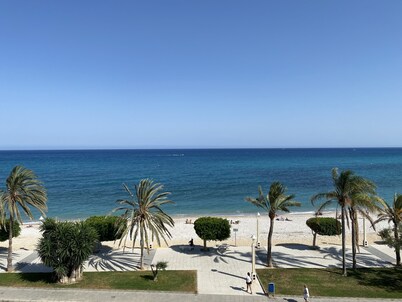 Beautiful Seafront 3Bed, 2Bath, wifi, first line in Altea