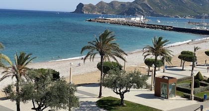 Belle Seafront 3Bed, 2Bath, wifi, télévision britannique à Altea
