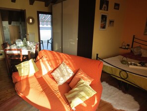 Studio, 1 Queen Bed | Room amenity - Casa Madonnina (Villafranca di Verona)