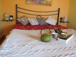 Studio, 1 Queen Bed | Soundproofing, rollaway beds, free WiFi, bed sheets - Casa Madonnina (Villafranca di Verona)