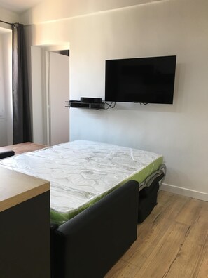 1 Schlafzimmer, Bügeleisen/Bügelbrett, WLAN, Bettwäsche