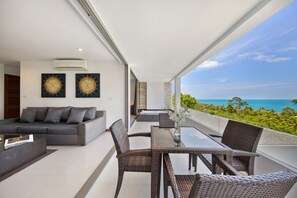1-Bedroom Apartment | Terrace/patio