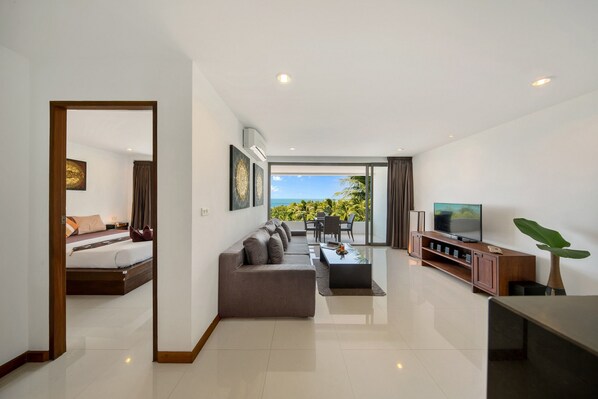 1-Bedroom Apartment | Living area