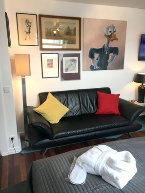 雙人房 (Das Kunstzimmer) | 獨特裝修、書桌、遮光窗簾/窗簾、摺床/加床 (收費)