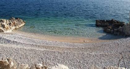 New apartment (128m2), terrace, sea view, A / C, Free Wifi & parking