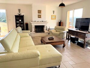 Smart TV, fireplace, DVD player, table tennis - House / Villa - Saint Chels (Saint-Chels)