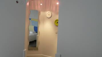 2 chambres, fer et planche Ă repasser, Wi-Fi gratuit, draps fournis