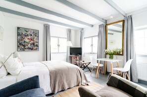 1 quarto, cofres nos quartos, quartos à prova de som