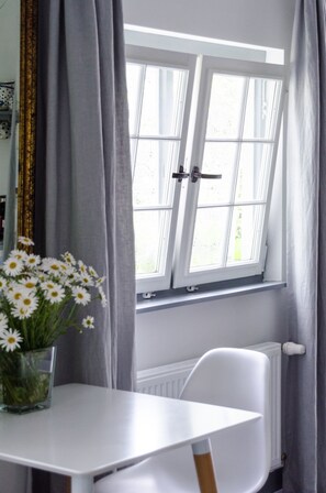 Dining - Detached house with swimming pool in a protected natural area (Den Dolder)