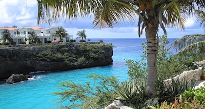 ALQUILER DE VACACIONES CON CASA DIRECTAMENTE A LA BAHÍA