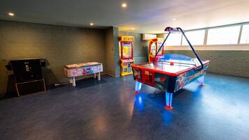 Children’s play area – indoor