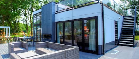 Cube Elite 6 | 2 개의 침실, 무료 WiFi, 침대 시트