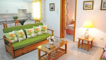 Baby-foot, table de tennis de table, livres