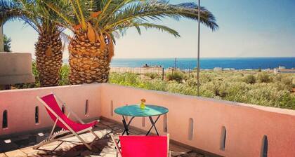 La Luna Blu "Owl" Apartment, Meerblick, 500 Meter vom Strand entfernt