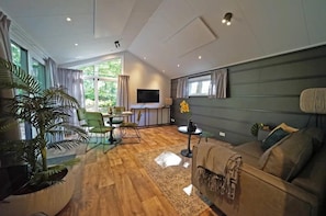 Velthorst 4 | Oleskelualue | Taulutelevisio